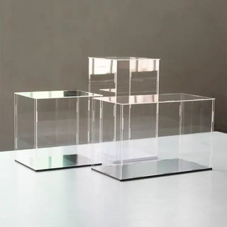 Classic Display Case for Action Figures, Models and Collectibles | Great to start your display journey - Posedisplay