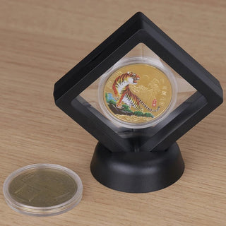 Retro - Styled Coin Display Stand: Elegantly Showcase Your Treasured Coins - Posedisplay